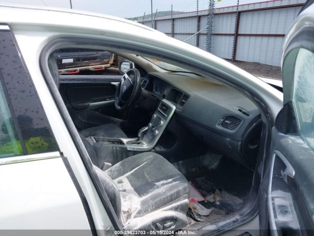 YV140MEK2H1333206 Volvo V60 T5 Premier