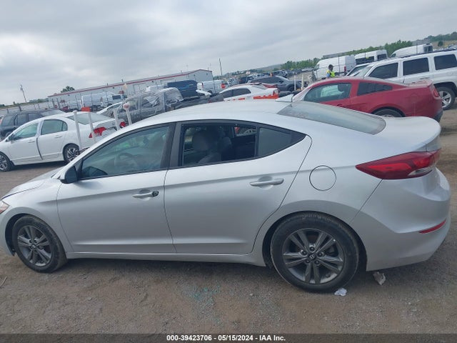Hyundai ELANTRA SEL 2018 5NPD84LF1JH222178 Image 13