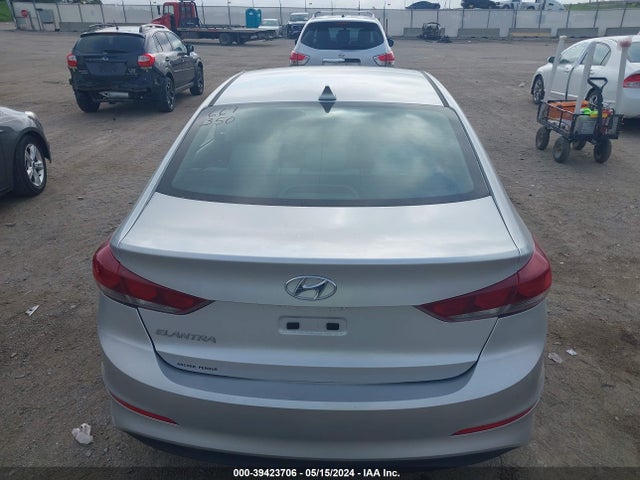 Hyundai ELANTRA SEL 2018 5NPD84LF1JH222178 Image 15