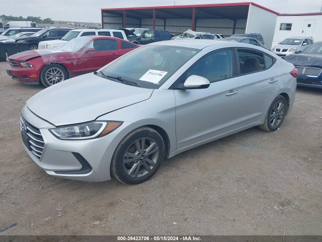 Hyundai ELANTRA SEL 2018 5NPD84LF1JH222178 Image 2
