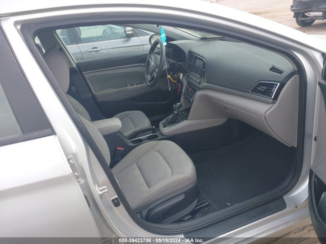 Hyundai ELANTRA SEL 2018 5NPD84LF1JH222178 Image 5