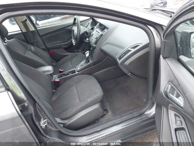 Ford FOCUS SE 2015 1FADP3F25FL250371 Image 5