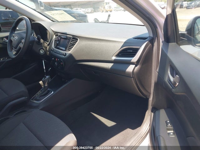 Hyundai ACCENT SE 2019 3KPC24A33KE079438 Image 5