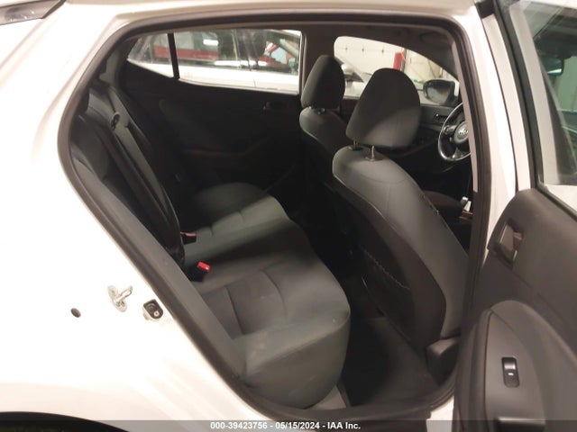 KIA Optima Lx 2015 KNAGM4A73F5648995 Image 8