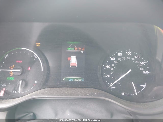5TDYSKFC3MS008266 Toyota SIENNA XLE
