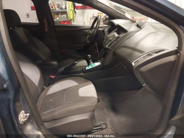 1FADP3L97JL331947 Ford FOCUS ST