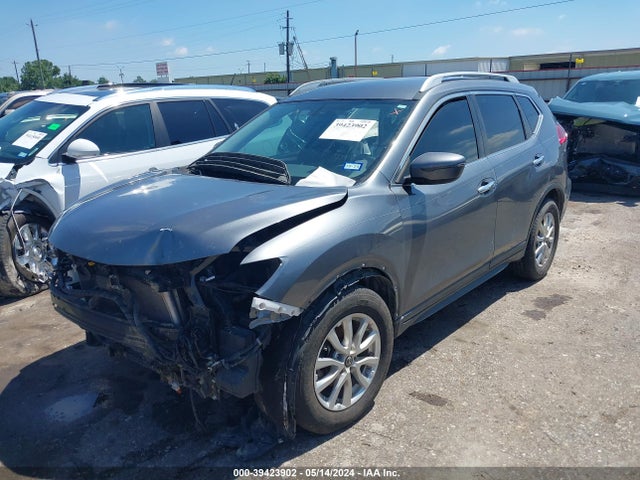 Nissan ROGUE SV 2017 5N1AT2MT7HC888490 Image 2