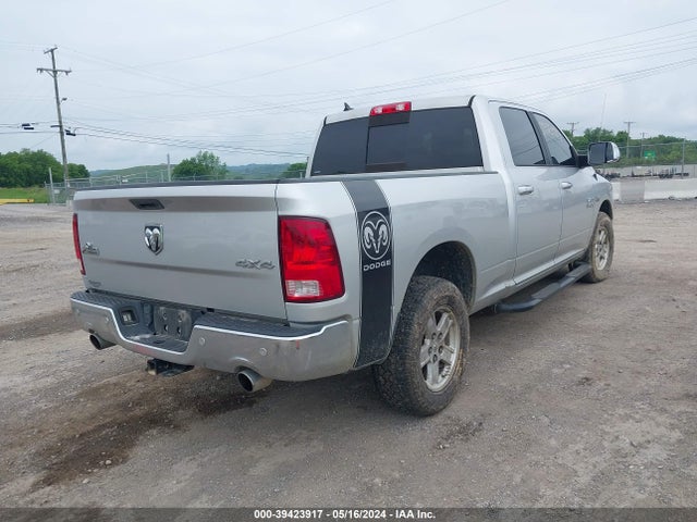 1C6RR7TT6HS822336 RAM 1500 Big Horn  4x4 6'4 Box