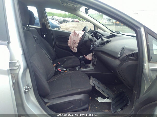 Ford FIESTA SE 2016 3FADP4EE4GM184395 Image 5