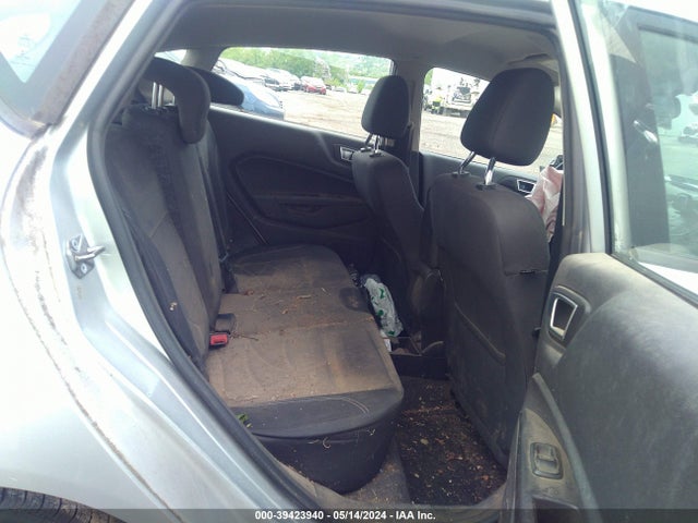 Ford FIESTA SE 2016 3FADP4EE4GM184395 Image 8