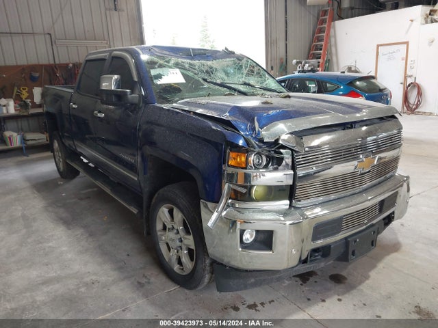 2015 1GC1KWE86FF123789 main image
