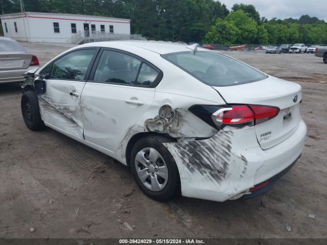 3KPFK4A78JE185303 KIA FORTE LX