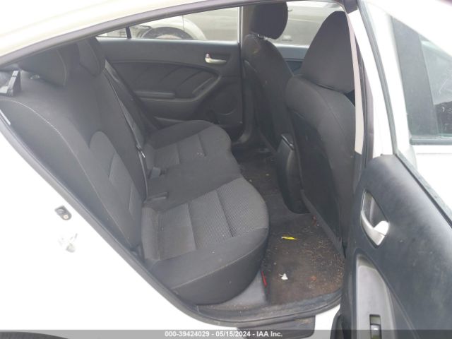 3KPFK4A78JE185303 KIA FORTE LX