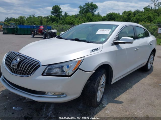 1G4GB5G32GF150524 Buick Lacrosse Leather