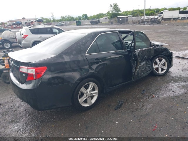 Toyota CAMRY SE 2014 4T1BF1FK3EU332905 Image 4