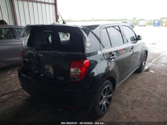 JTKKUPB45E1042521 Scion XD