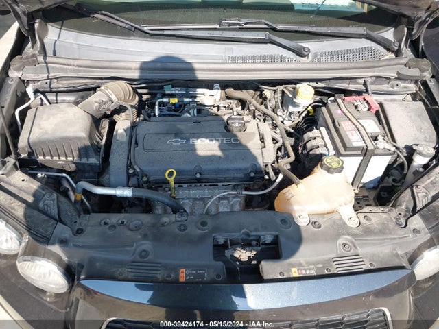 Chevrolet Sonic Ls Auto 2015 1G1JA6SH2F4210536 Image 10