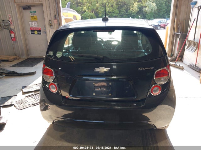 Chevrolet Sonic Ls Auto 2015 1G1JA6SH2F4210536 Image 16
