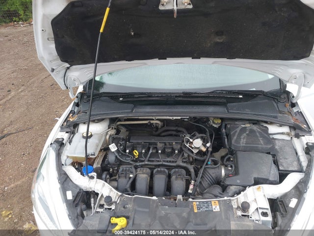 Ford FOCUS SE 2015 1FADP3K25FL217831 Image 10