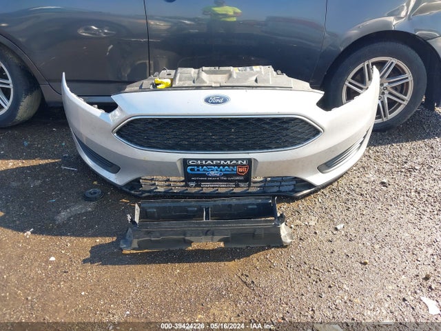Ford FOCUS SE 2018 1FADP3FE2JL258592 Image 12