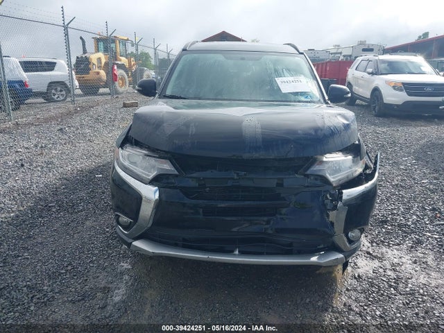 JA4AZ3A33GZ008288 Mitsubishi Outlander Sel