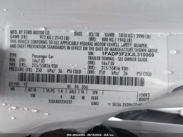 Ford FOCUS SE 2018 1FADP3F2XJL310069 Image 9