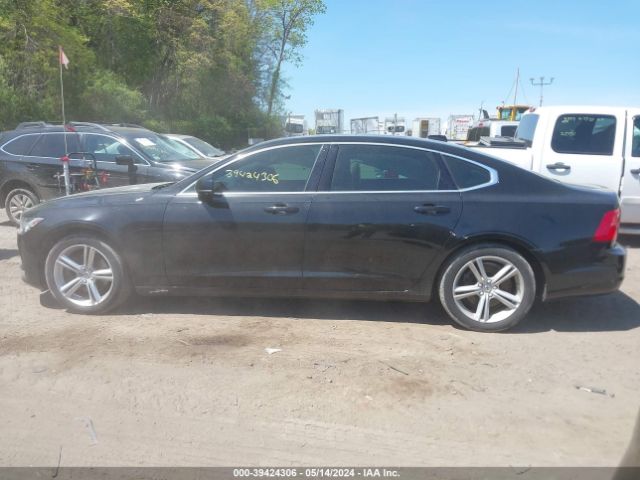 LVY982MK6JP020374 Volvo S90 T5 Momentum