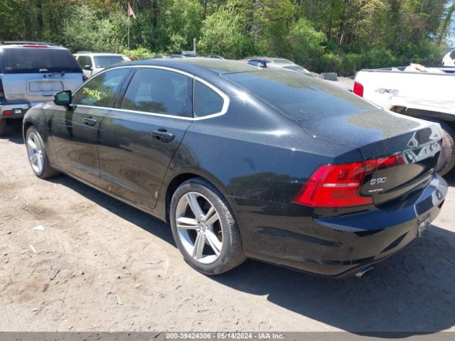 LVY982MK6JP020374 Volvo S90 T5 Momentum