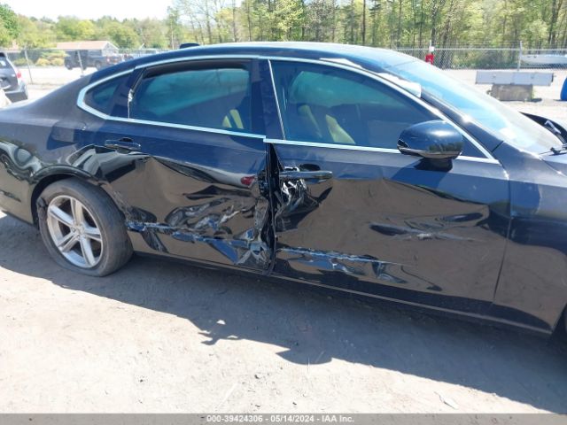 LVY982MK6JP020374 Volvo S90 T5 Momentum