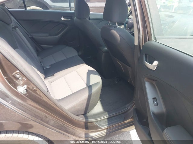 KIA FORTE LX 2017 3KPFL4A79HE149045 Image 8