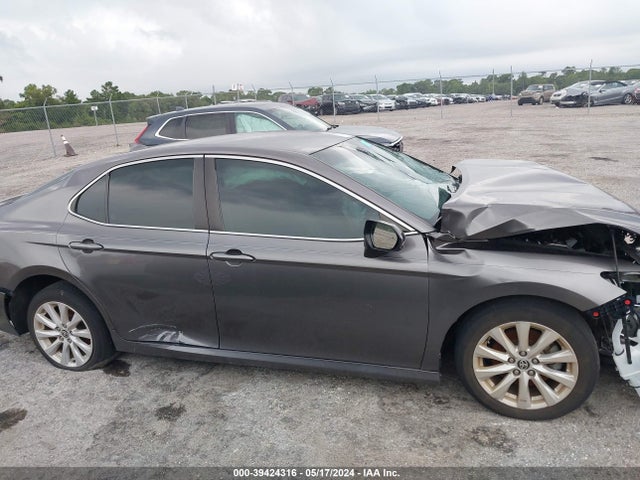 Toyota CAMRY LE 2020 4T1C11AK0LU971055 Image 13