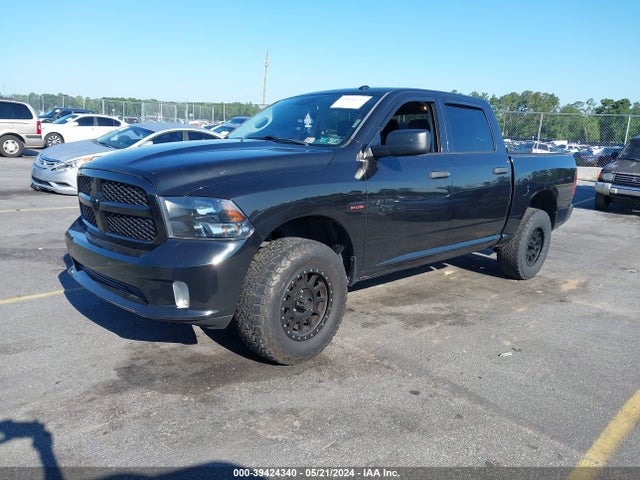 RAM 1500 Express  4x4 5'7 Box 2017 3C6RR7KT3HG660271 Image 2