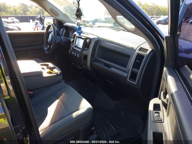 RAM 1500 Express  4x4 5'7 Box 2017 3C6RR7KT3HG660271 Image 5