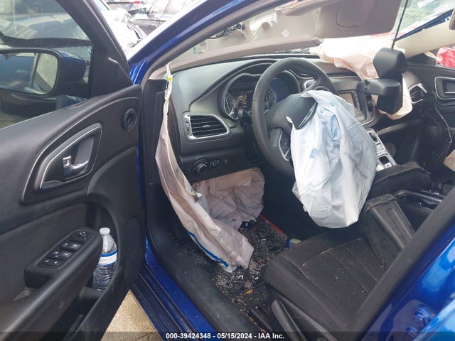 1C3CCCAB3FN537421 Chrysler 200 Limited