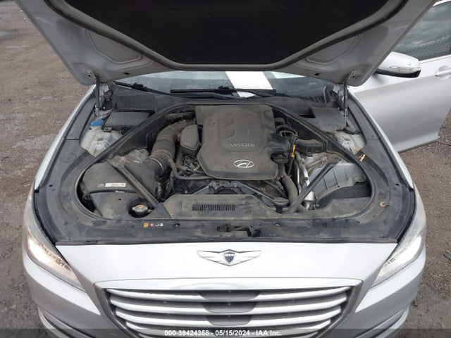 Hyundai Genesis 3.8 2015 KMHGN4JE6FU094268 Image 10