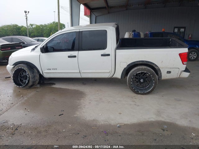 Nissan Titan Pro-4x 2014 1N6BA0EC0EN508548 Image 14