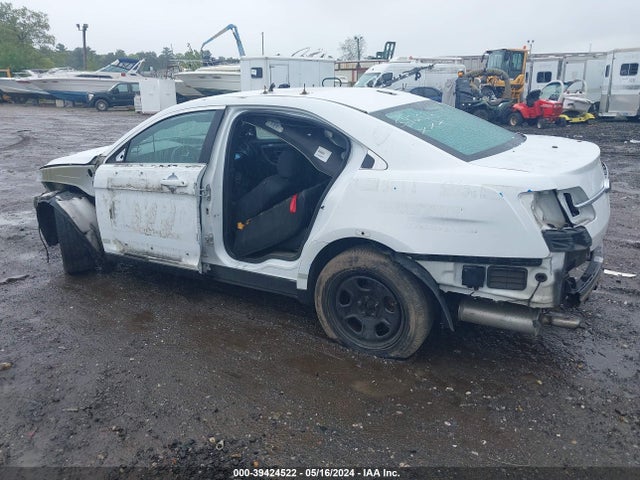Ford Police Interceptor 2016 1FAHP2MT3GG106545 Image 3