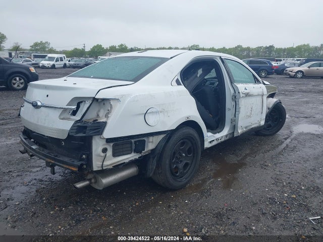 Ford Police Interceptor 2016 1FAHP2MT3GG106545 Image 4