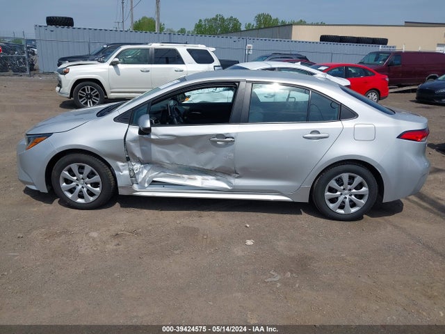 Toyota COROLLA LE 2021 5YFEPMAE2MP257627 Image 14