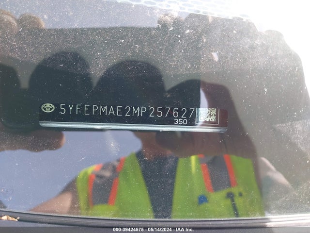 Toyota COROLLA LE 2021 5YFEPMAE2MP257627 Image 9