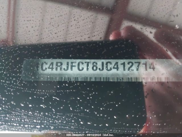 1C4RJFCT8JC412714 Jeep Grand Cherokee Overland 4x4