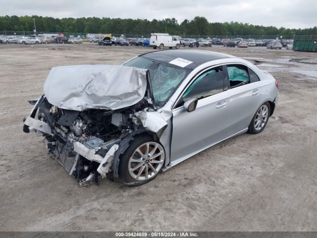 W1K3G4EB9LJ203449 Mercedes-Benz A 220