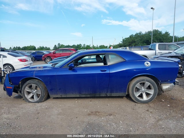 2C3CDZAG7MH527038 Dodge Challenger Sxt