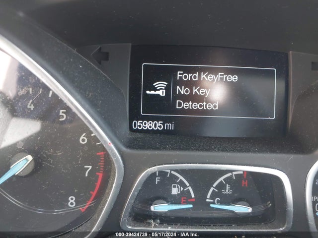 Ford ESCAPE SE 2019 1FMCU9GD4KUB17943 Image 15