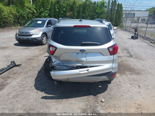 Ford ESCAPE SE 2019 1FMCU9GD4KUB17943 Image 16