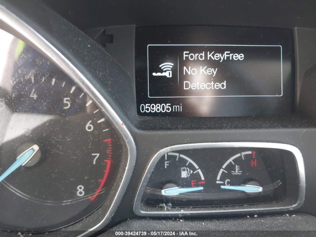 Ford ESCAPE SE 2019 1FMCU9GD4KUB17943 Image 7