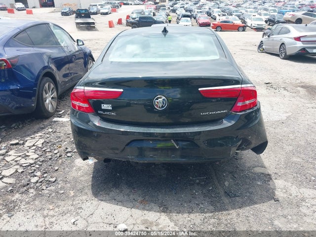 1G4ZP5SS1HU161584 Buick Lacrosse Essence
