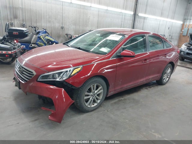 Hyundai SONATA SE 2015 5NPE24AF4FH073751 Image 2