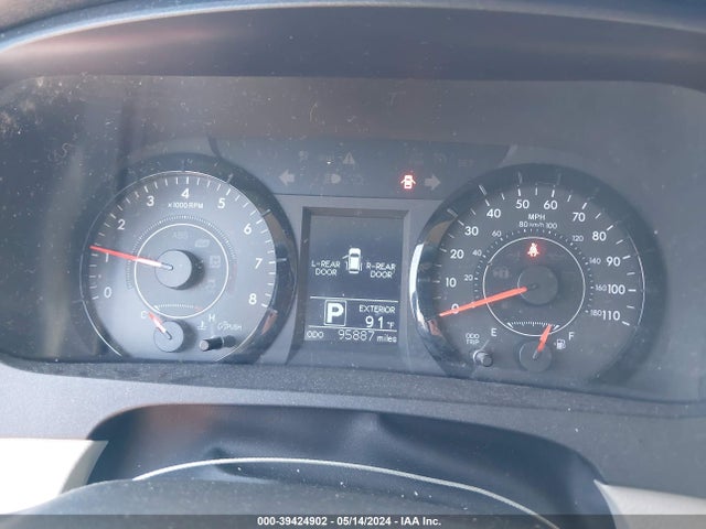 Toyota Sienna L 7 Passenger 2017 5TDZZ3DC6HS834690 Image 7