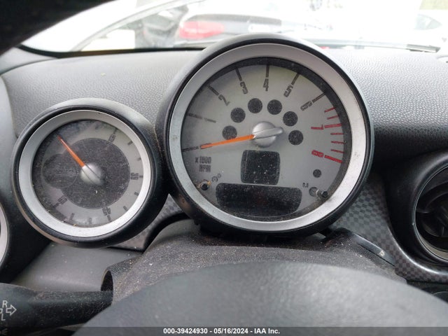 2010 MINI COOPER S WMWMS3C55ATY51048 Photo 6